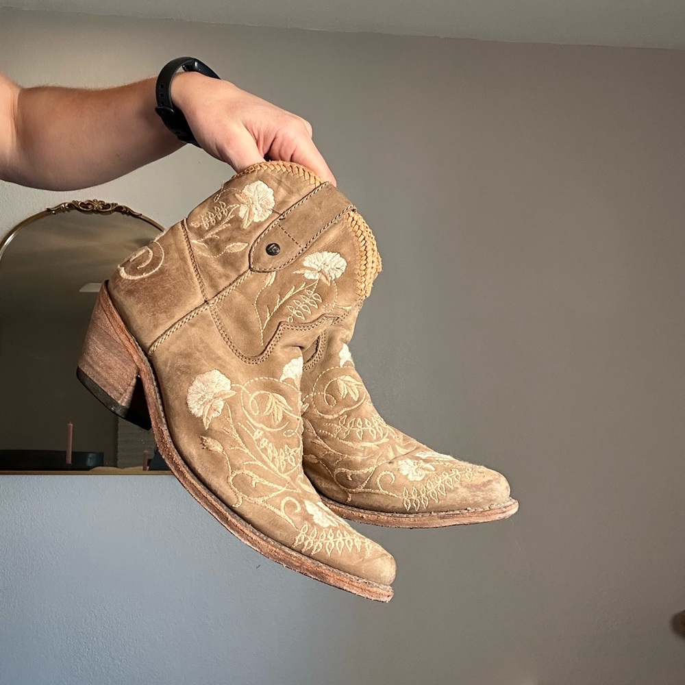 Floral Cowgirl Booties